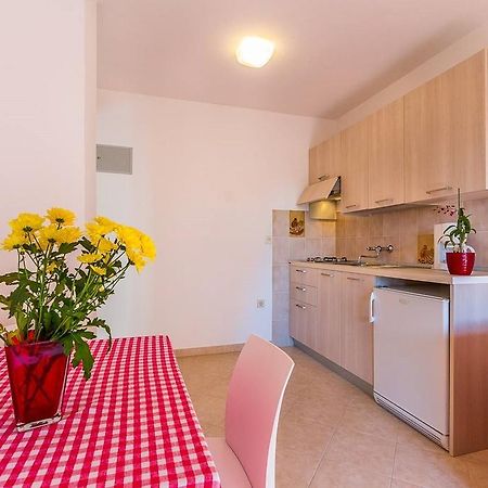 Apartments Valbandon Fazana Ngoại thất bức ảnh