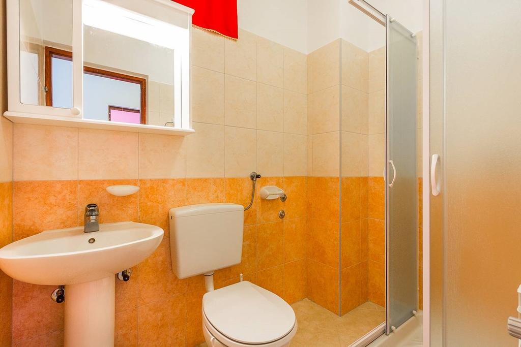 Apartments Valbandon Fazana Ngoại thất bức ảnh